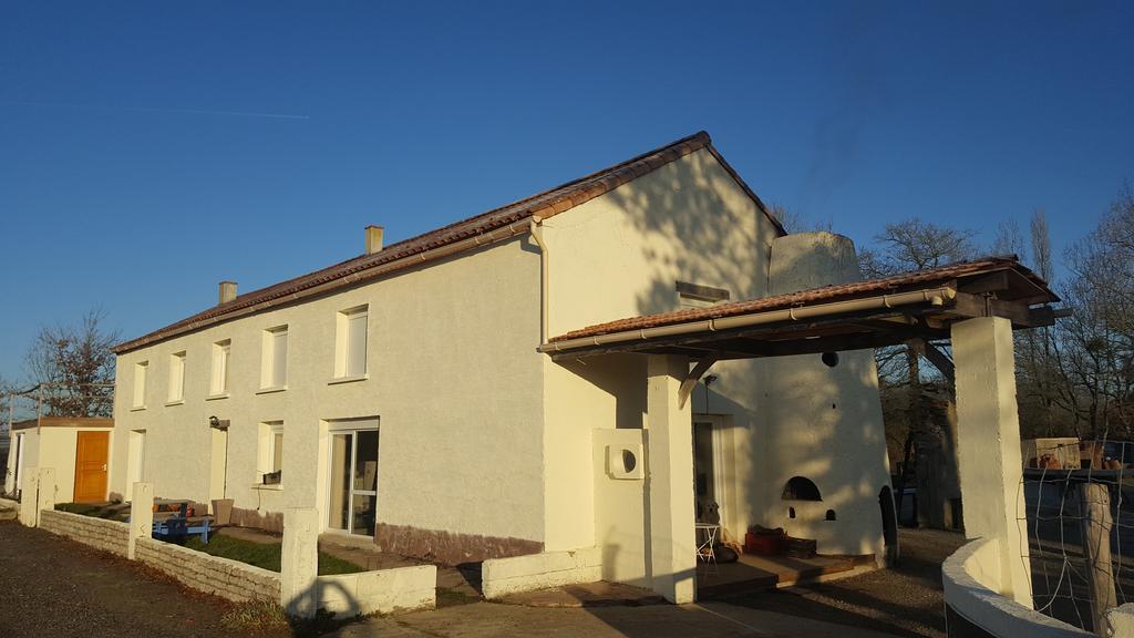 Domaine De L'Etanchet Ξενοδοχείο Saint-Hilaire-le-Vouhis Εξωτερικό φωτογραφία